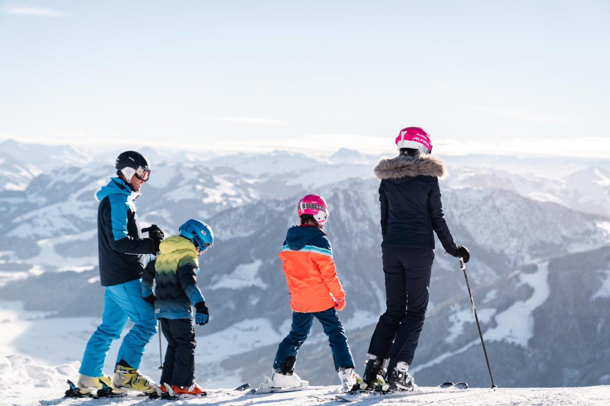 Das Hopfgarten Familotel Tirol Хопфгартен-им-Бриксенталь Экстерьер фото